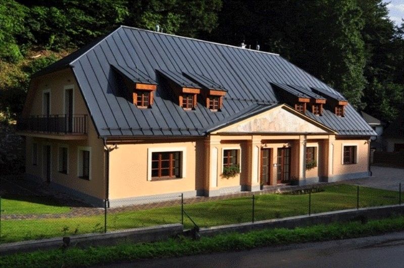 Kaštieľ Hodruša Hámre